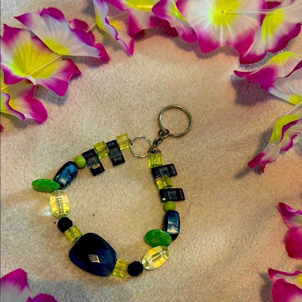 Phone wristlet